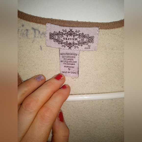 Oliver by escio sweater JRs size small - Picture 3 of 3